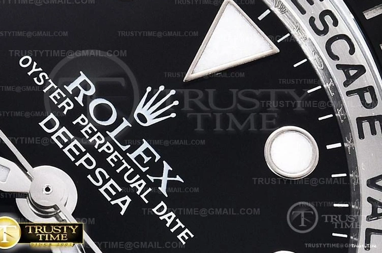 0401 ROLSD093 – Deep Sea Dweller Black Contemporary 1015